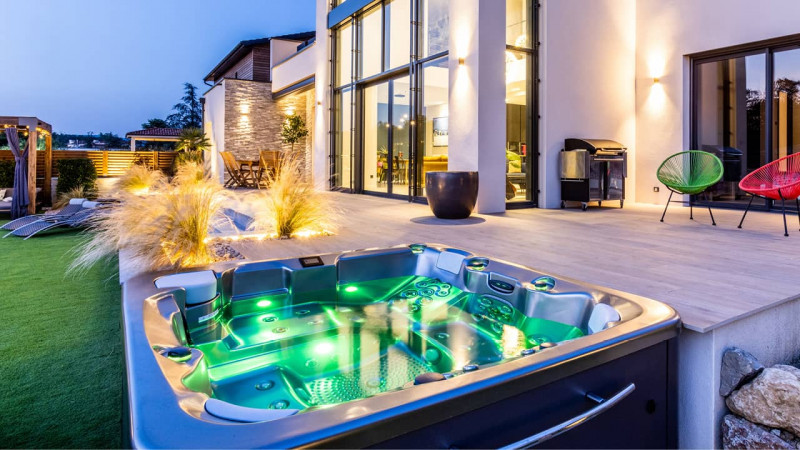 Spa portable / Spa design : spa portable exterieur bien etre led eprit piscine06