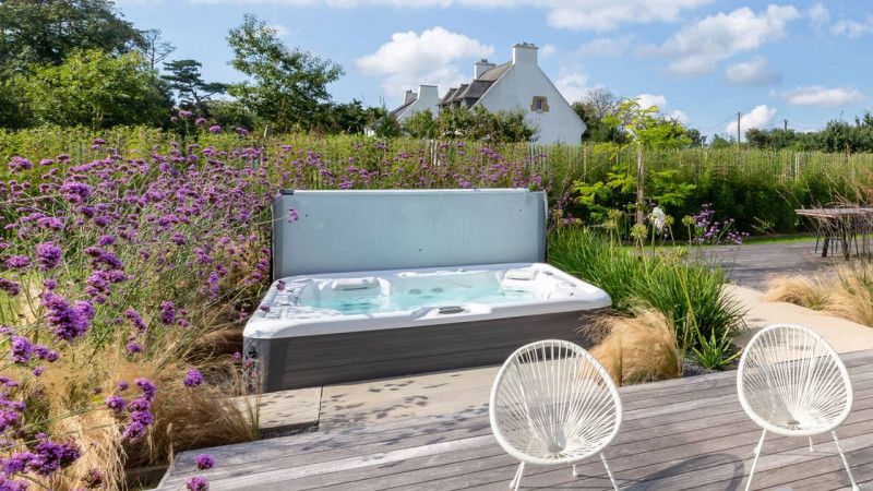 Spa portable / Spa champêtre : spa portable exterieur jardin lavande fleurs esprit piscine03