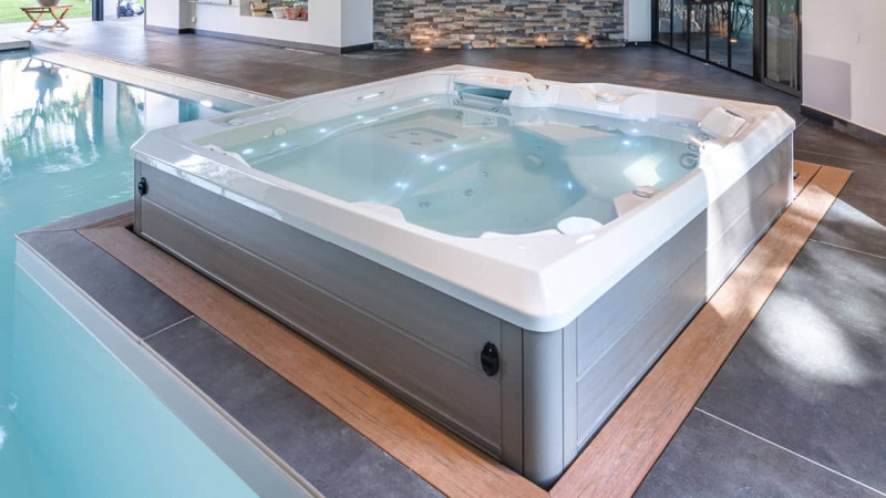 Spa portable / Spa et bien-être en intérieur : spa portable interieur piscine bien etre esprit piscine02