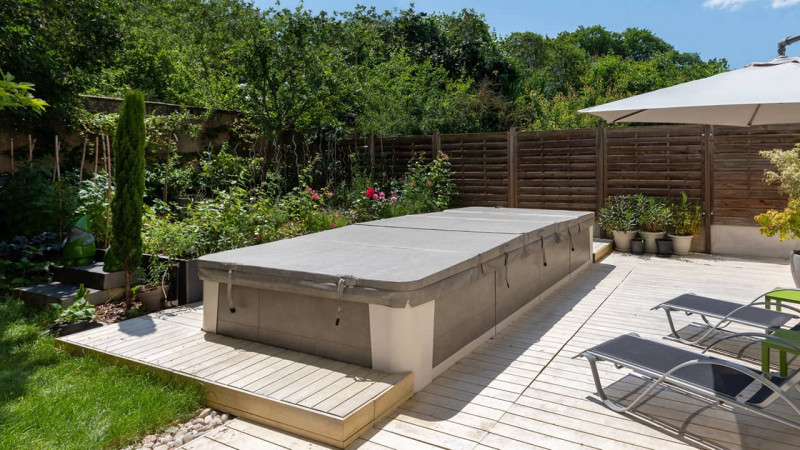 Spa de nage / Spa de nage et de détente : spa portable nage exterieur terrasse bois esprit piscine05