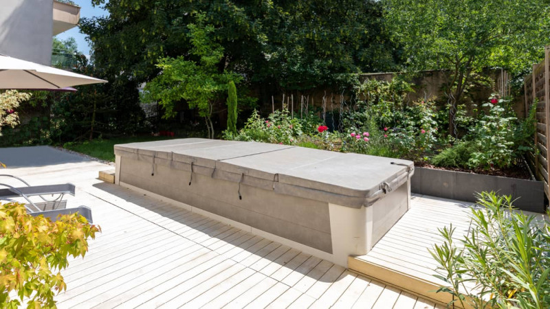 Spa de nage / Spa de nage et de détente : spa portable nage exterieur terrasse bois esprit piscine06